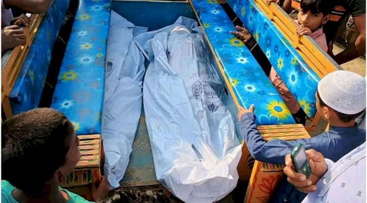 নওগাঁয় নিজ বাড়িথেকে স্বামী-স্ত্রীর মৃতদেহ উদ্ধার করেছে পুলিশ