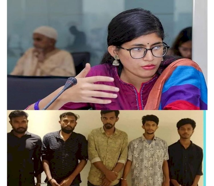 উমামা ফাতেমার ফেসবুক পোস্ট: গুলশান চাঁদাবাজি কেস নিয়ে বিদ্রূপ ও অভিযোগ (উমামা ফাতেমার  ঠিকমতো খোঁজ নিলে বুঝবেন, এদের শেকড় অনেক গভীরে)  আটক ৫