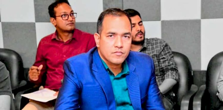 ডিএমপির জুলাই-২০২৫  অপরাধ সভায় পুরুষ্কার পেলেন ডিবি-সাইবার (উত্তর) বিভাগের এসআই মোঃ আবু আহসান রাসেল