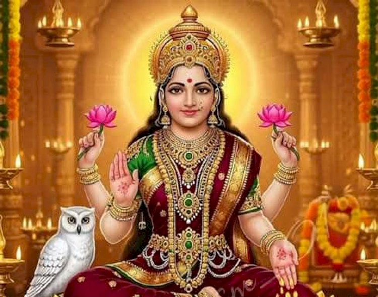 নওগাঁসহ সারাদেশে আশ্বিনের পূর্ণিমায় সনাতন ধর্মাবলম্বীদের ধন সম্পদের দেবী লক্ষ্মী পূজা অনুষ্ঠিত