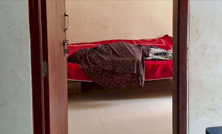 হোমনায় নারী এনজিও কর্মীর ঝুলন্ত লাশ উদ্ধার