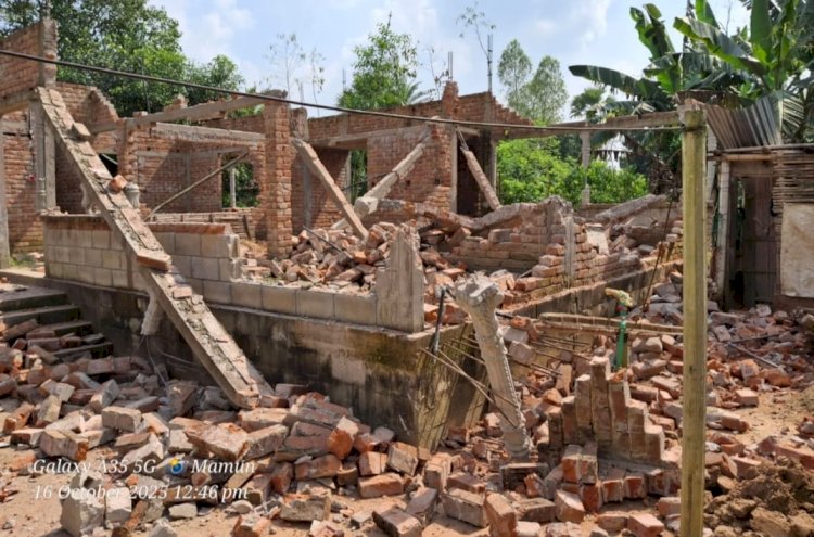 ভালুকায় রেমিট্যান্স যোদ্ধার স্বপ্নের বাড়ি ভেঙে দিল বন বিভাগ