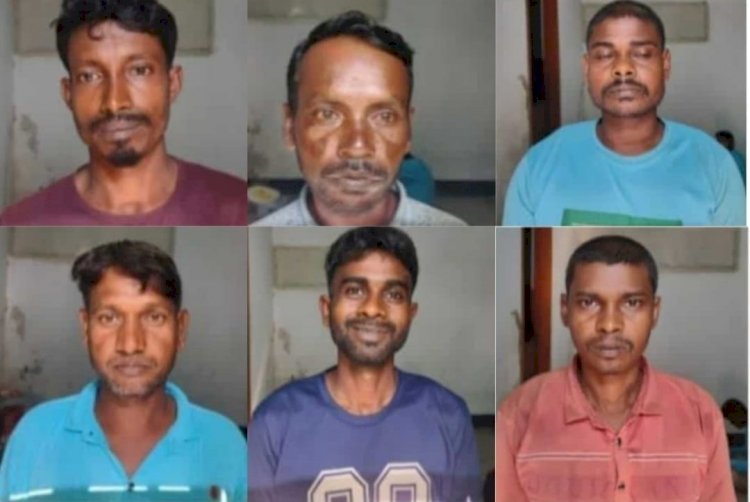 নওগাঁর মহাদেবপুর উপজেলার ৯ নং চেরাগপুর ইউনিয়নের স্বরুপপুরে গাছেবেঁধে উকিল পাহান নামে এক আদিবাসী যুবককে পিটিয়ে হত্যা ঘটনায় ৬ জন আটক