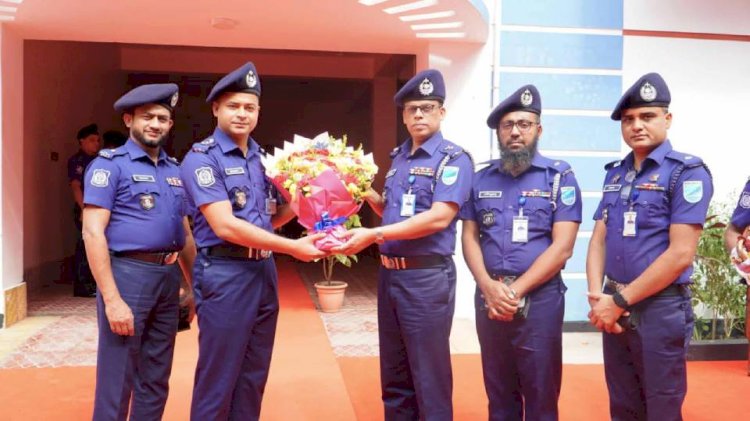 নরসিংদীর ‌শিবপুর সার্কেল অফিস পরিদর্শন করলেন পুলিশ সুপার মোঃ মেনহাজুল আলম