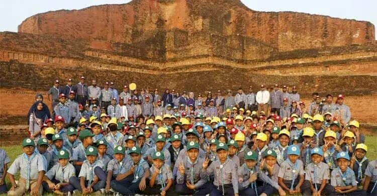 নওগাঁর ঐতিহাসিক পাহাড়পুর বৌদ্ধ বিহার প্রঙ্গণে ৫০০ কাব স্কাউটের মিলন মেলা অনুষ্ঠান অনুষ্ঠিত