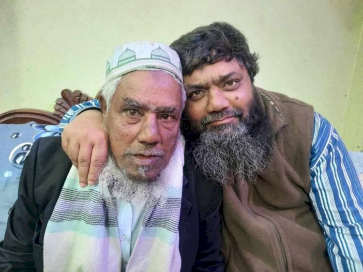 কবি ও সাংবাদিক আকাশ এর বড় আব্বা আলহাজ্ব আব্দুল জুব্বার সরদার ইন্তিকাল করেছেন সকল মহলে শোকের ছায়া