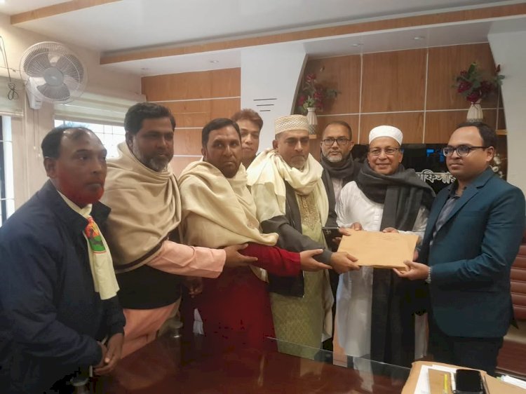 কুমিল্লা -৫ আসনে মনোনয়নপত্র জমা দিলেন বিএনপির মনোনীত প্রার্থী হাজী জসিম উদ্দিন