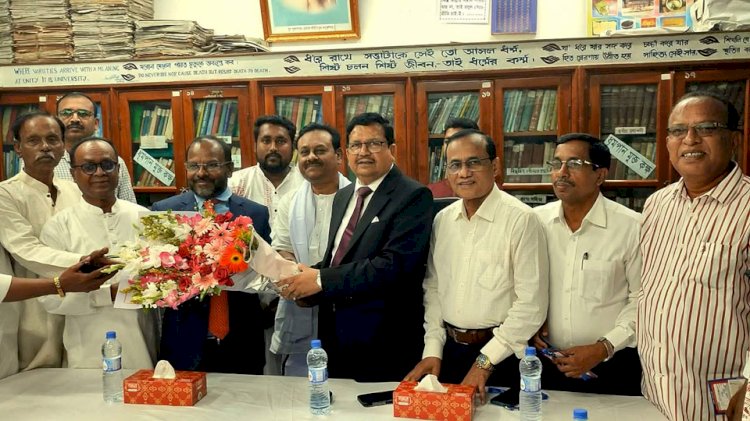 শীঘ্রই টুরিস্ট ভিসা চালুর ব্যবস্থা গ্রহণ করা হবে : পাবনায় সহকারী হাইকমিশনার মনোজ কুমার