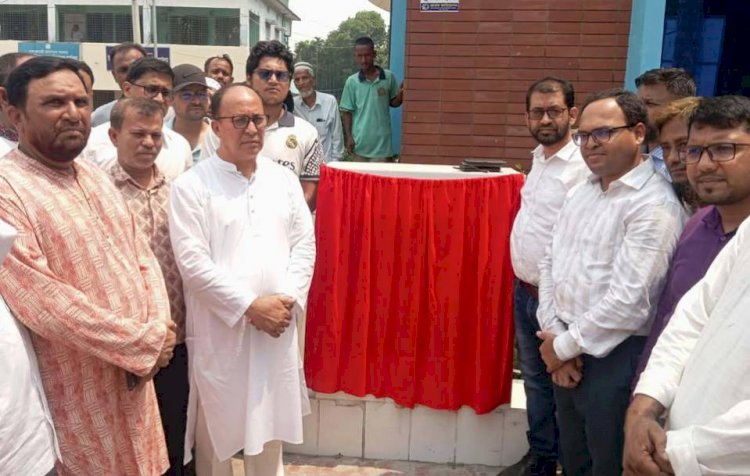 বুড়িচং উপজেলা পরিষদের দৃষ্টিনন্দন মূল ফটকের ভিত্তিপ্রস্তর স্থাপন