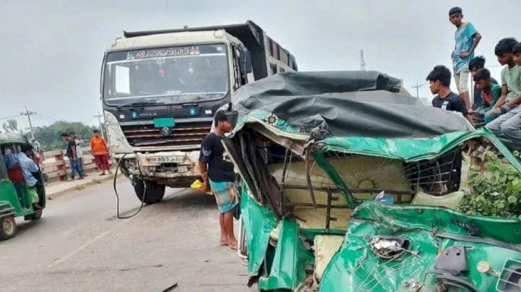 থামছে না সড়ক দুর্ঘটনা