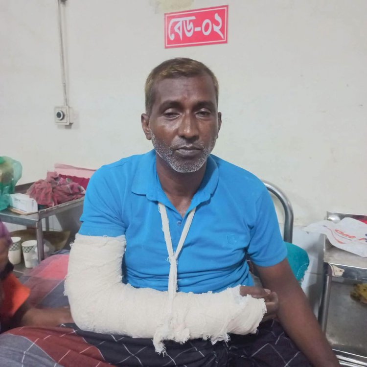 দূর্গাপুরে জমি নিয়ে বিরোধে আহত ১